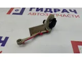 Датчик положения коленвала Citroen C4 1920AV. Сломано ушко крепления.