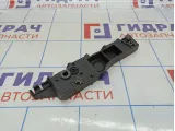 Кронштейн заднего бампера левый Citroen C4 741683