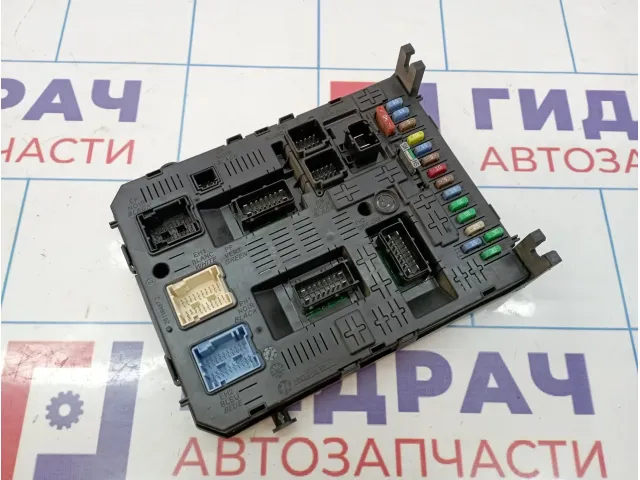 Блок предохранителей Citroen C4 6580RN