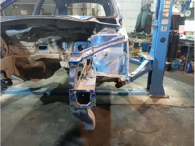 Лонжерон передний левый Citroen C4