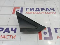 Накладка переднего крыла правого Citroen C4 9653081077