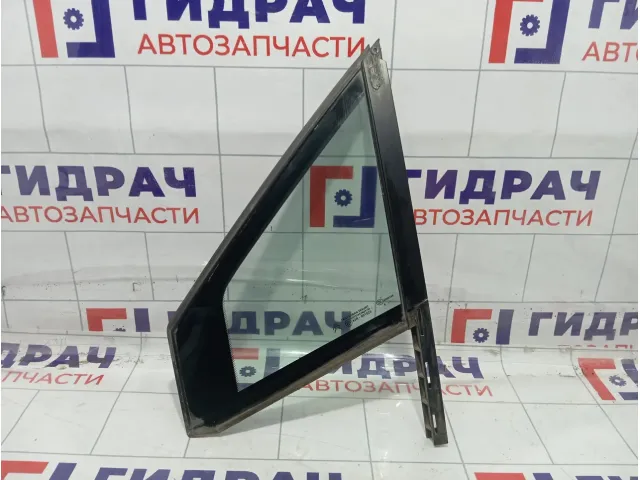 Форточка предняя левая Citroen C4 9201E8