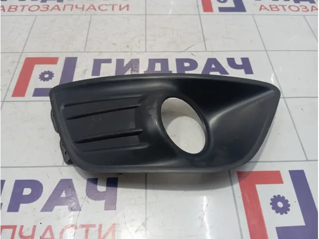 Рамка противотуманной фары правая Citroen C4 9684526477