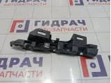 Кронштейн переднего бампера правый Citroen C4 741679