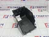 Крышка аккумулятора Citroen C4 5615G8