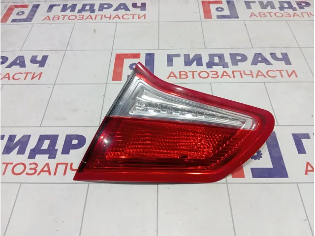 Фонарь задний внутренний правый Citroen C4 7453E5