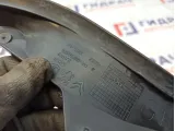 Накладка решетки стеклоочистителя левая Citroen C4 9687956980