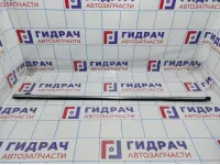 Накладка стекла переднего левого Citroen  C4 II 9677082580