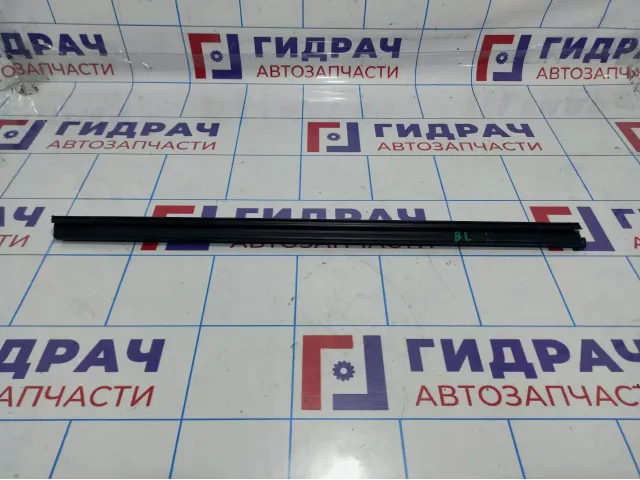 Уплотнитель стекла двери задней левой Citroen  C4 II 9677088780
