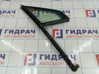 Стекло двери передней правой форточка Citroen  C4 II 9676996080