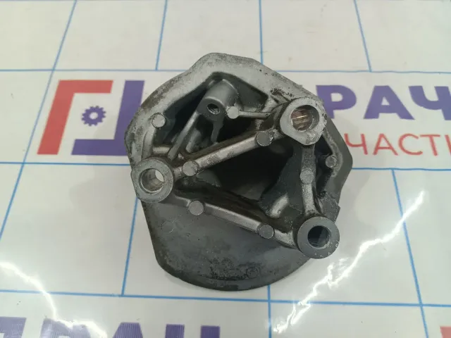 Кронштейн двигателя правый Citroen  C4 II 9673771280