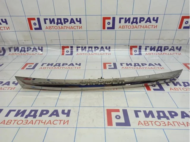 Накладка крышки багажника Citroen  C4 II 98019463DX