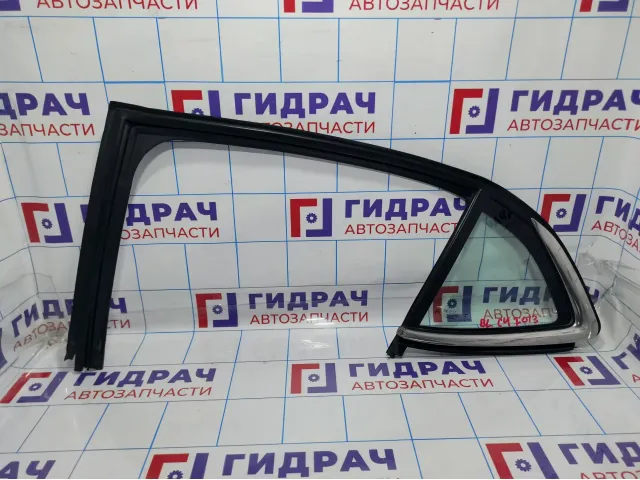 Стекло двери задней левой (форточка) Citroen C4 II 9677082780.