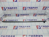Накладка стекла переднего левого Citroen C4 II 9677082580.