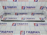 Накладка стекла переднего правого Citroen C4 II 9677082480.