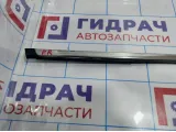Накладка стекла переднего правого Citroen C4 II 9677082480.