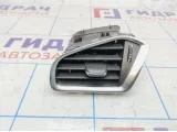 Дефлектор воздушный в торпедо левый Citroen C4 II 96766097ZD.