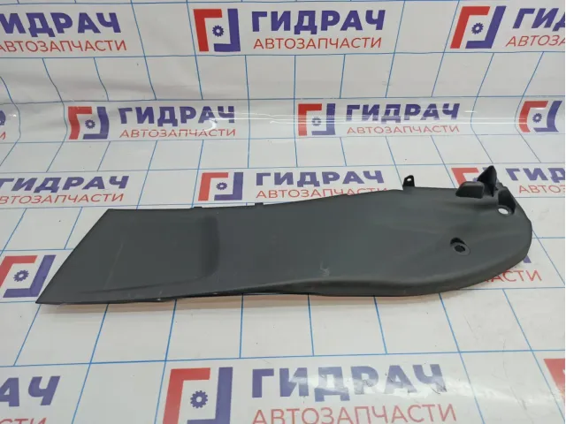 Накладка центральной консоли правая Citroen C4 II 98029269ZD. Царапины.