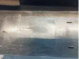 Накладка стойки средней правой наружняя Citroen C4 II 98072547XT. Потертость.