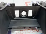 Накладка центральной консоли Citroen C4 II 98056567ZD. Потертость.