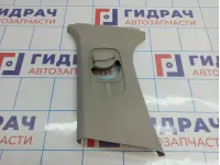 Обшивка стойки средней левой верхняя Citroen C4 II 98016764DS. Потертость.