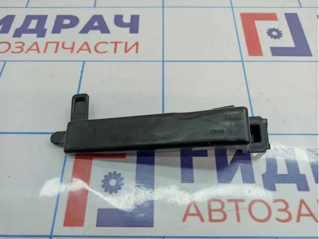 Кронштейн блока предохранителей Citroen C4 II 9672284580.