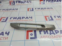 Накладка переднего бампера правая Citroen C4 II 98020979DX. Дефект хрома.