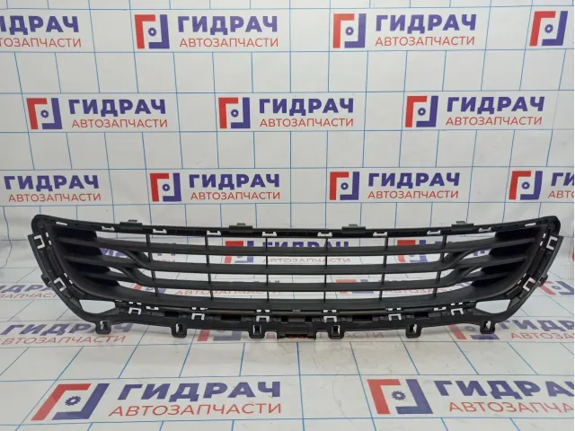 Решетка в бампер центральная Citroen C4 II 98018851XT.
