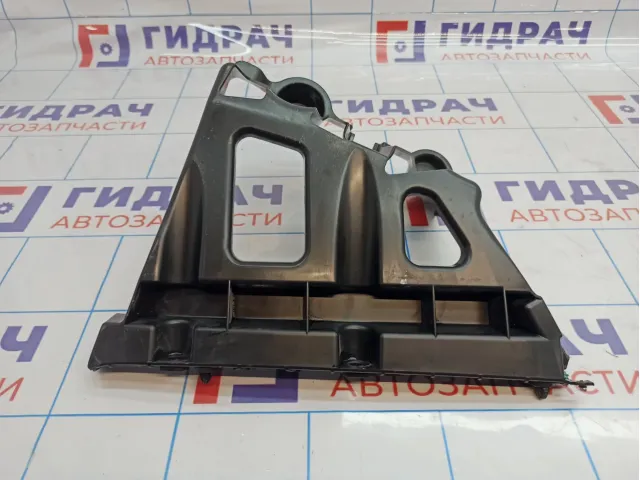 Кронштейн заднего бампера левый Citroen C4 II 9801933980. Дефект.