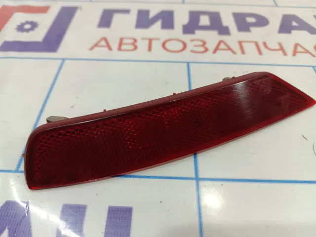Отражатель в бампер задний правый Citroen C4 II 9677075480.