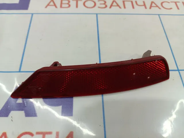 Отражатель в бампер задний левый Citroen C4 II 9677075980.