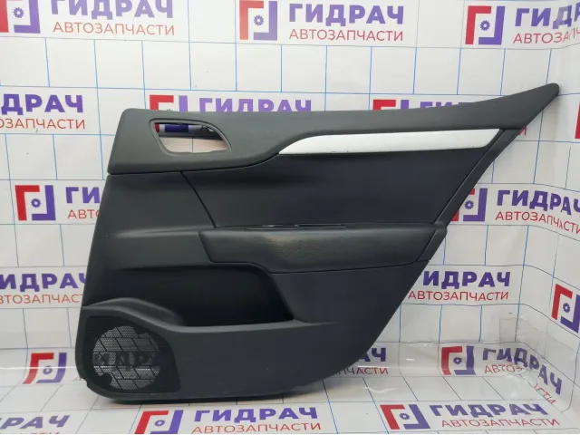 Обшивка двери задней правой Citroen C 4 98010779VV. Царапины.