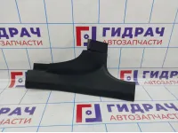 Обшивка порога задняя правая Citroen C 4 98002018ZD. Царапины.