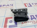 Дефлектор воздушный в торпедо левый Citroen C 4 96766097ZD.