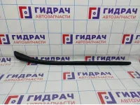 Молдинг лобового стекла левый Citroen C 4 96765839XT. Царапины.