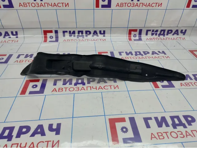 Пыльник крыла передний левый Citroen C 4 9687401280. Дефект.