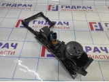 Накладка центральной консоли Citroen C 4 96747560. С пепельницей и подстаканником.