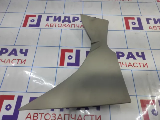 Обшивка стойки задней верхней правая Citroen C 4 98002004DS.