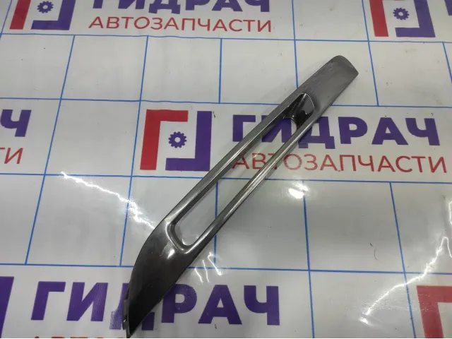 Накладка переднего бампера левая Citroen C 4 98020981DX.