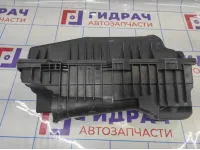 Корпус воздушного фильтра Citroen C 4 9650644480. Дефект.