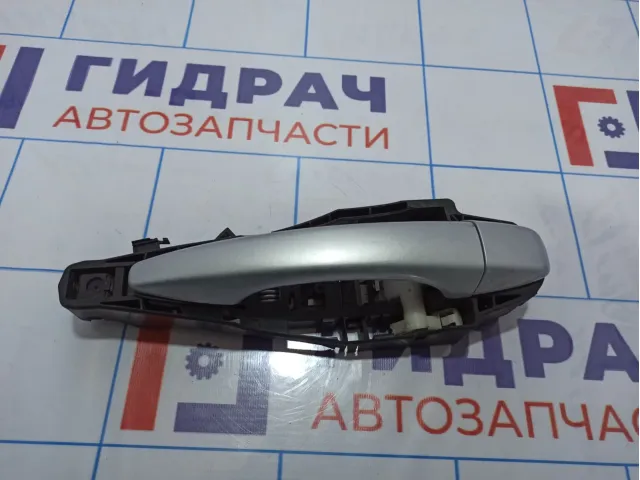 Ручка двери задней наружная левая Citroen C 4 .