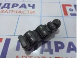 Блок управления стеклоподъемниками Citroen C 4 6490JX.