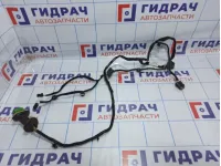 Проводка двери задней правой Citroen C 4 9805561080.