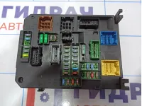 Блок предохранителей Citroen C 4 9665547480.