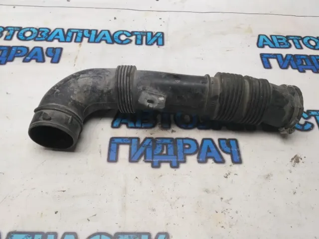 Патрубок воздушного фильтра Citroen C4 II 1436L8 Отличное состояние