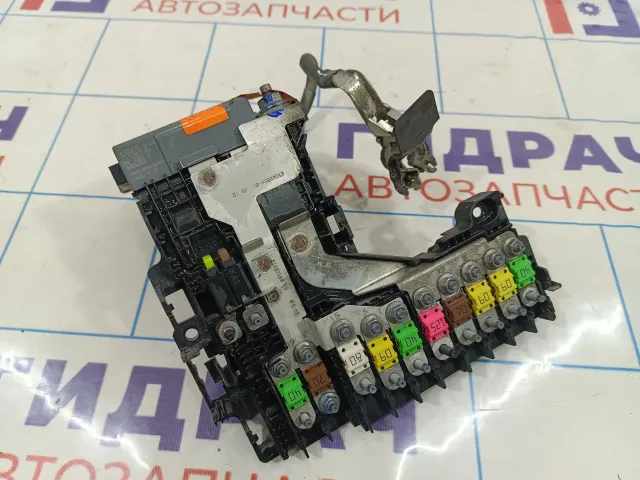 Блок предохранителей Citroen C4 II 9665878380
