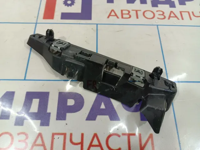 Кронштейн переднего бампера правый Citroen C4 II 9801884780