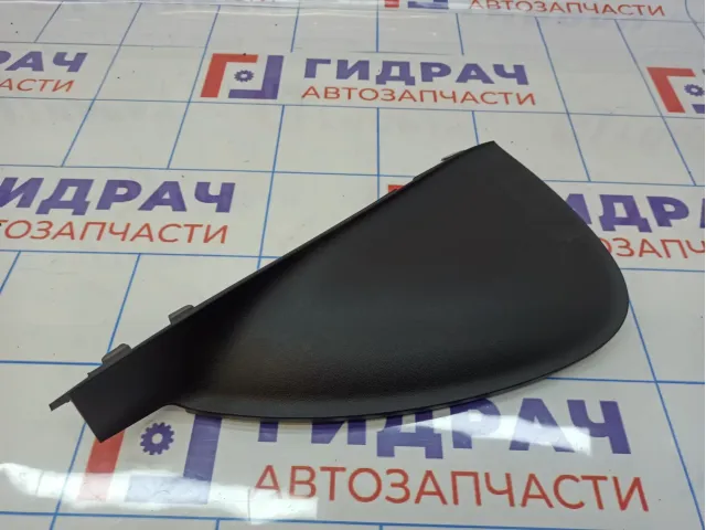 Накладка на торпедо левая с торца Citroen C4 96889881ZD