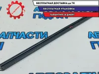 Уплотнитель стекла переднего левого внутрений Citroen C4 B7 9309T9.