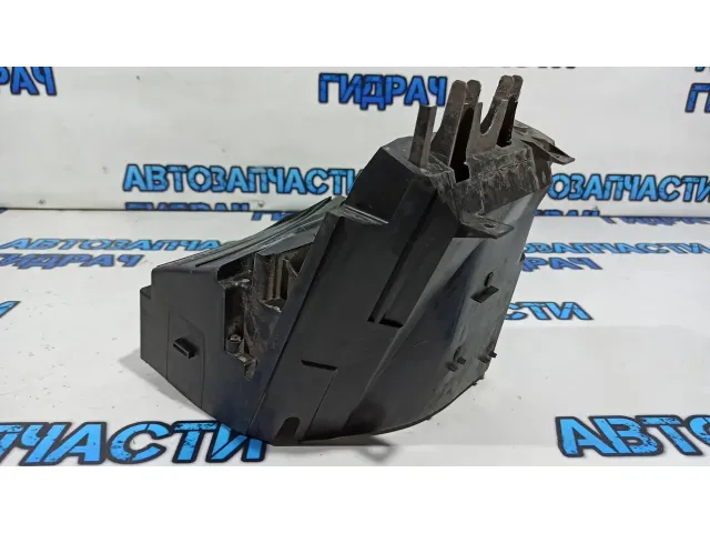 Корпус блока предохранителей Citroen C4 B7 9658447380. Без крышки.